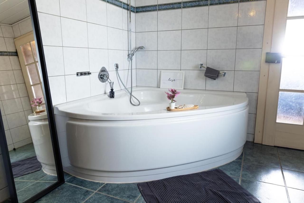 Vulkan-Lodge Ferienhaus Rieden  Exteriér fotografie